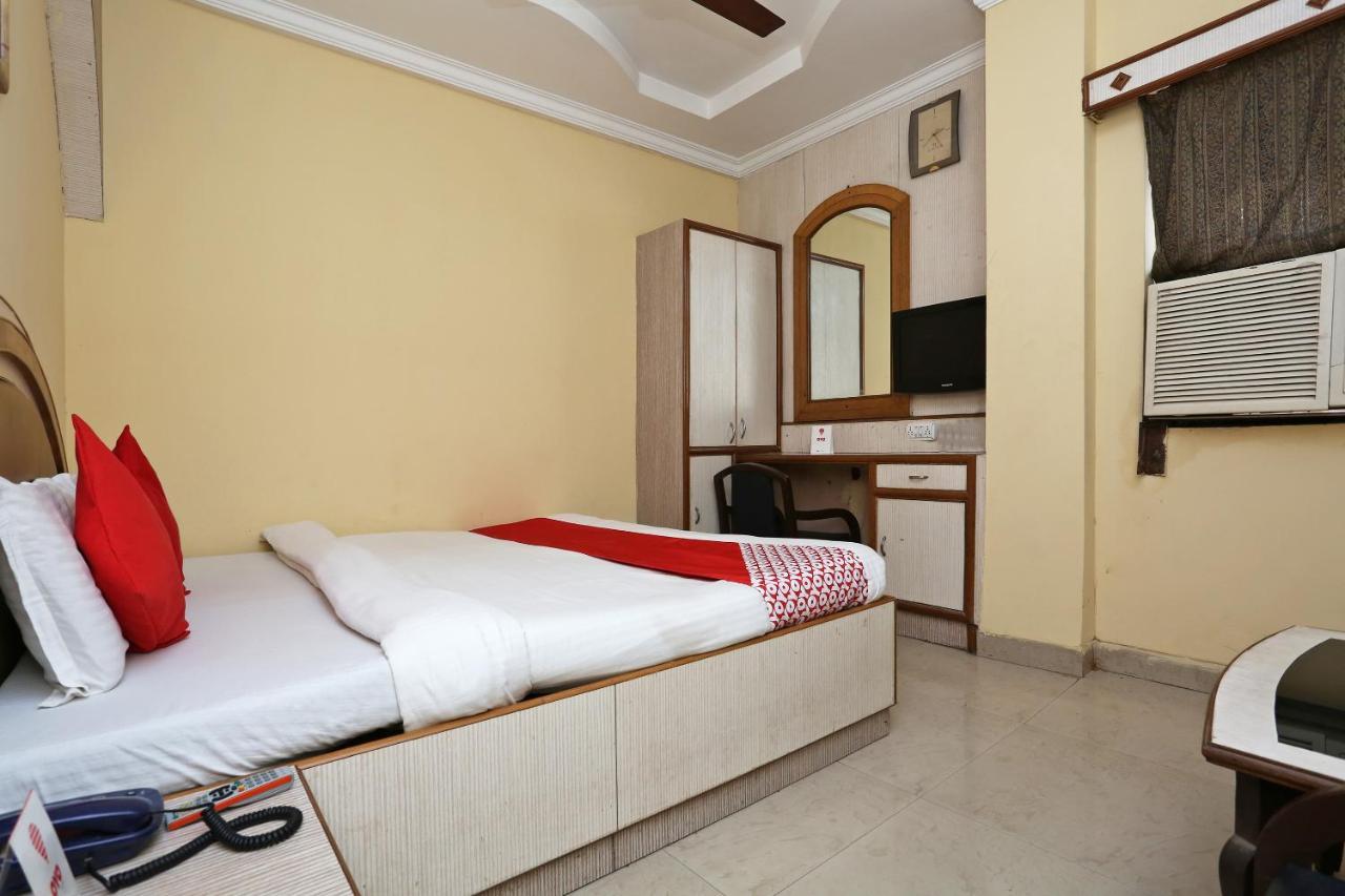 Oyo 4065 Hotel Richi Μπουμπάνεσβαρ Εξωτερικό φωτογραφία